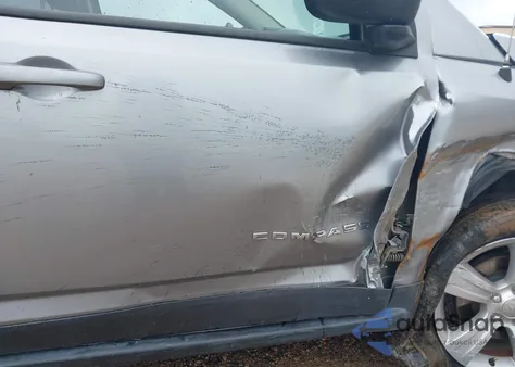 2014 Jeep Compass Sport из США, поврежденный, VIN 1C4NJDBB9ED924347